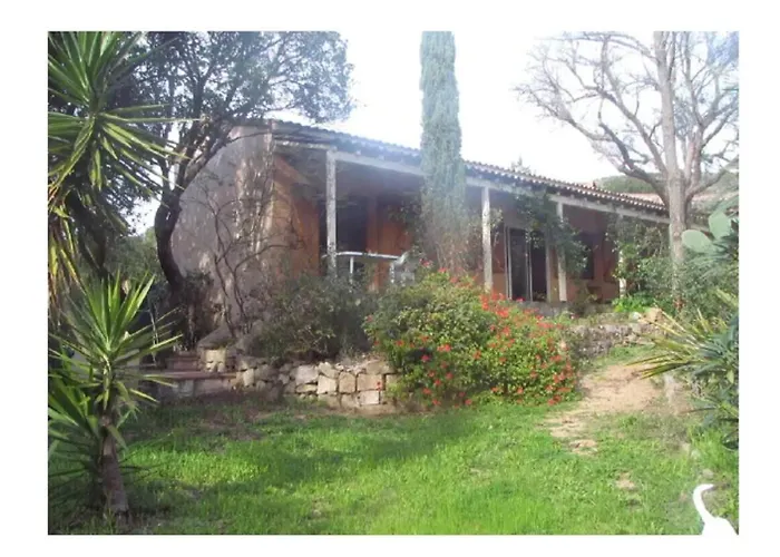 Maison Cosy Avec Vue Sur La A Pietrosella, 60 M². Pietrosella