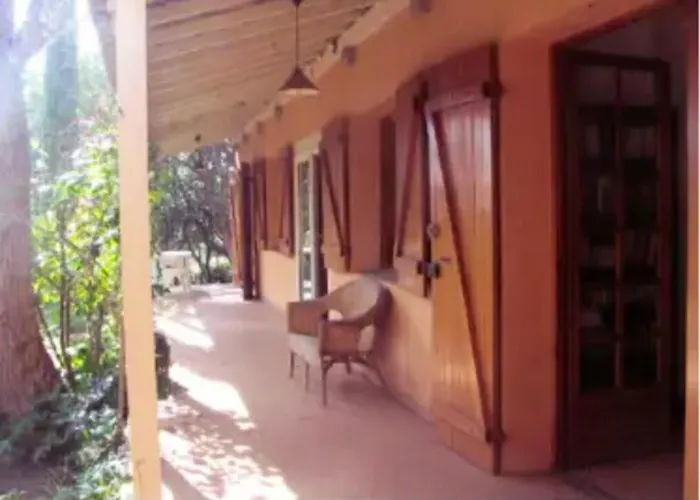 Holiday home Maison Cosy Avec Vue Sur La A Pietrosella, 60 M².