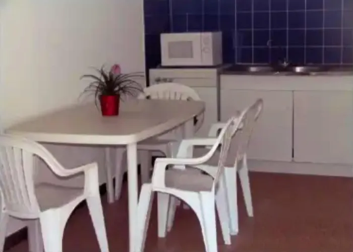 Maison Cosy Avec Vue Sur La A Pietrosella, 60 M². Pietrosella